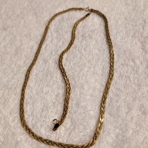 Elegant Gold Chain Necklace